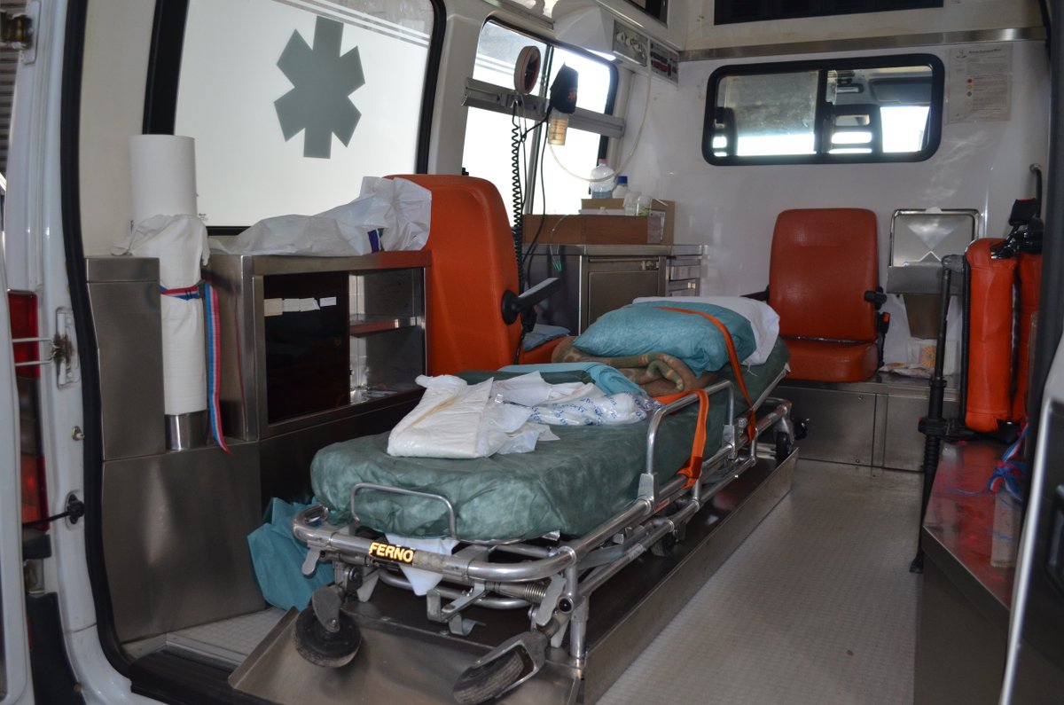 Ambulanza in disuso